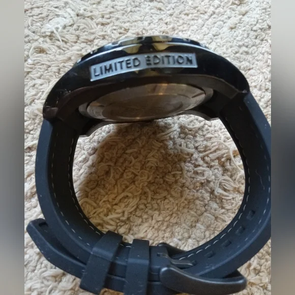 Invicta Men's Pro Diver  Limited Edition Watch  0335/3000 - Picture 5 of 9